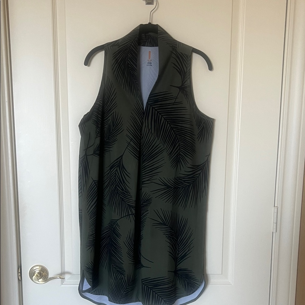 Sleeveless Black Button-Up Blouse